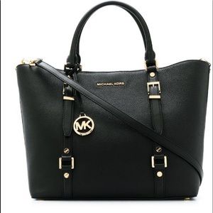 NWOT Michael Kors Bedford legacy purse